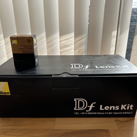 Nikon（ニコン）Df　LENS　Kit＋SIGMA70-300　F4-5.6