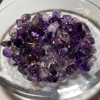 アメジストさざれ（50g）粒大きめ