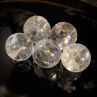 アイリスクオーツ丸玉　２０～２５ｍｍ