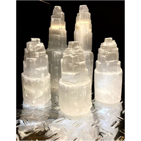 【セレナイトタワー】27cm （大）最強のエネルギー　信じられない奇跡のご利益 セレナイトタワー】27cm （大）最強のエネルギー 信じられない