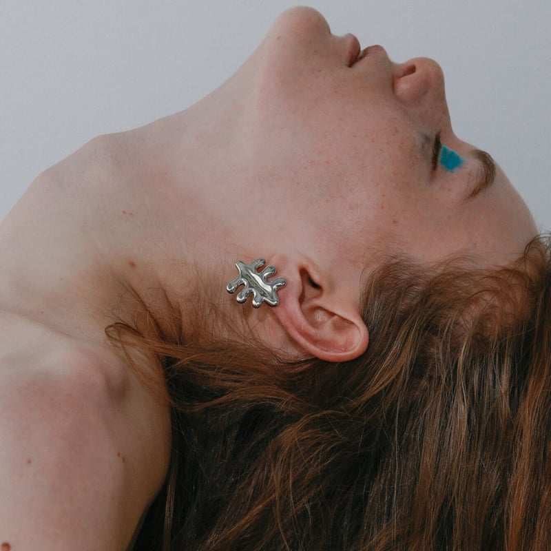 vert earring | IRIS47 official online store