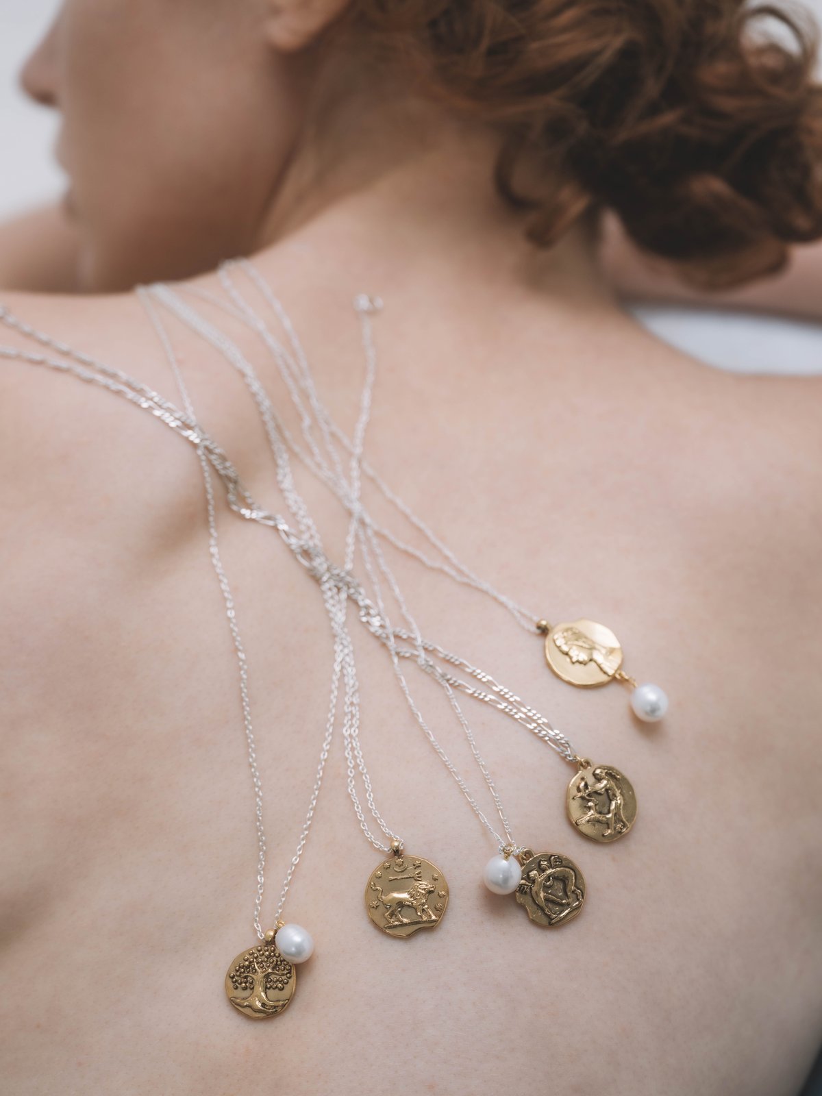leo necklace | IRIS47 official online store