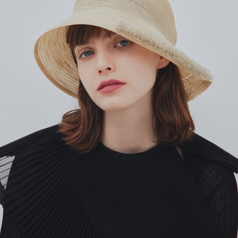 lily hat / black,beige | IRIS47 official online...