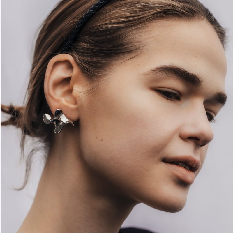 seaweed earring | IRIS47 official online store
