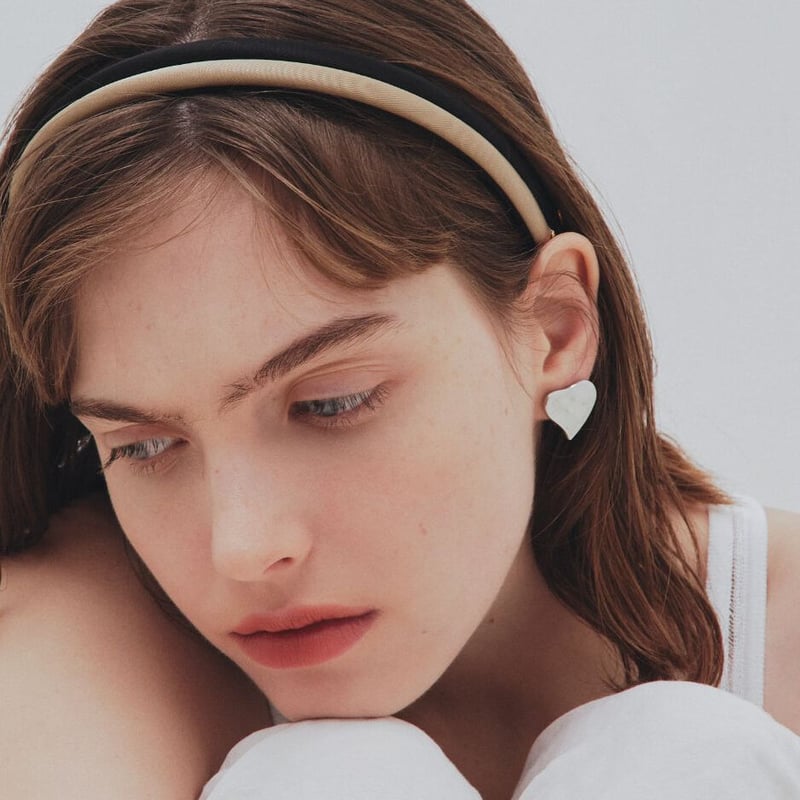 petite koko earring | IRIS47 official online st...