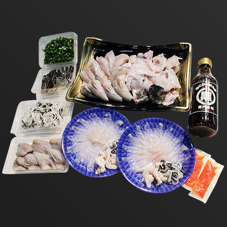【早割特価】活とらふぐづくし唐揚げセット（1セット2〜３人前）