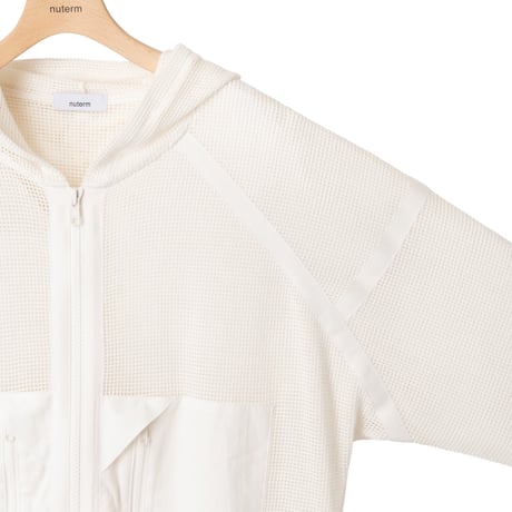 nuterm / Beach Parka