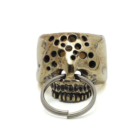 holeskull keychain brass