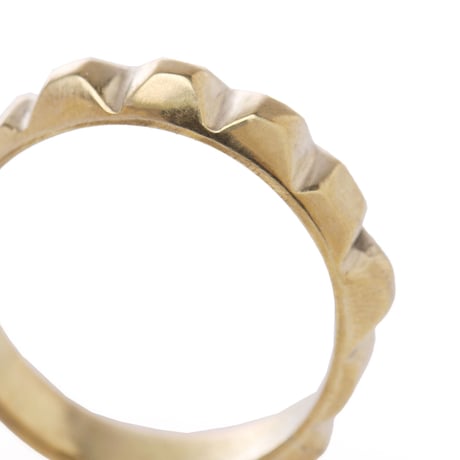 studs ring brass
