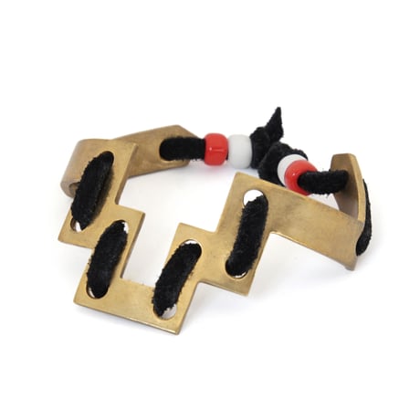 tiers bangle brass