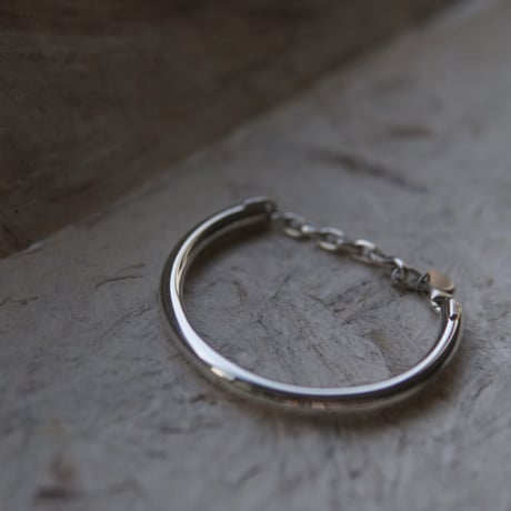 Captive_bangle