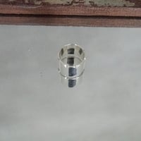 wall_r