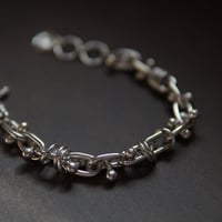 chienowa_bracelet