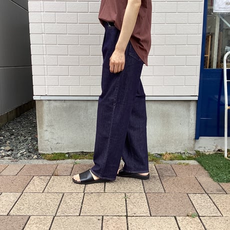 WESTWOOD OUTFITTERS　涼ふわデニムのタックパンツ
