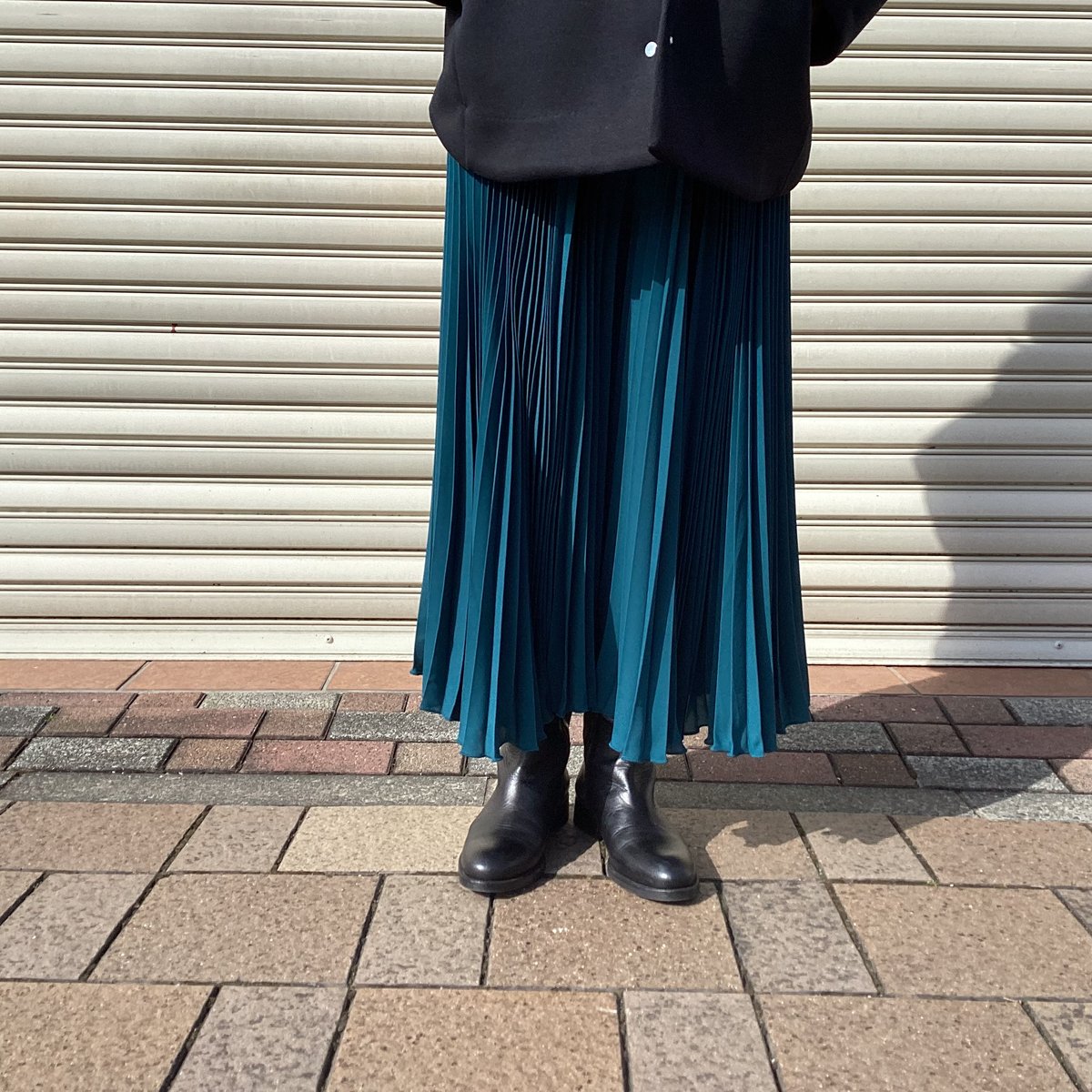 7/3迄限定価格⭐︎新品 PRIORITY プリーツパンツ 黒 Mal. PRIORITY プリーツパンツ | pressé