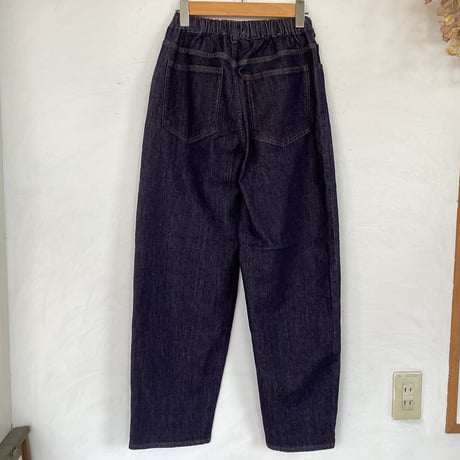 WESTWOOD OUTFITTERS　涼ふわデニムのタックパンツ
