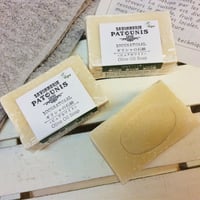 パトーニス ギリシャ石鹸〈ピュアホワイト〉