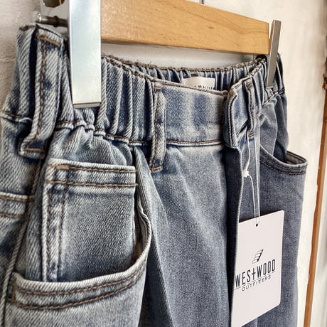 WESTWOOD OUTFITTERS　涼ふわデニムのタックパンツ