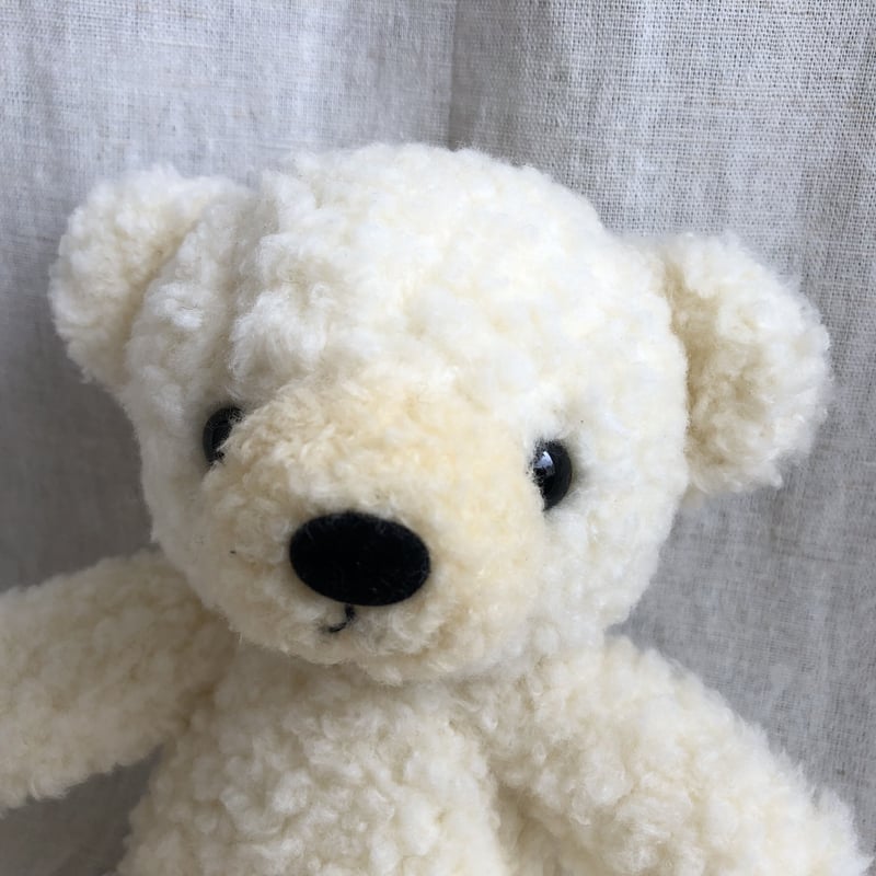 クマのフカフカぬいぐるみ【S】 | pressé