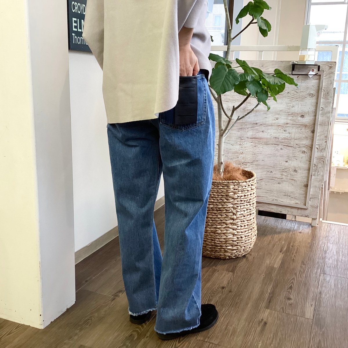TRANOI.アンバランスデニムパンツ | pressé