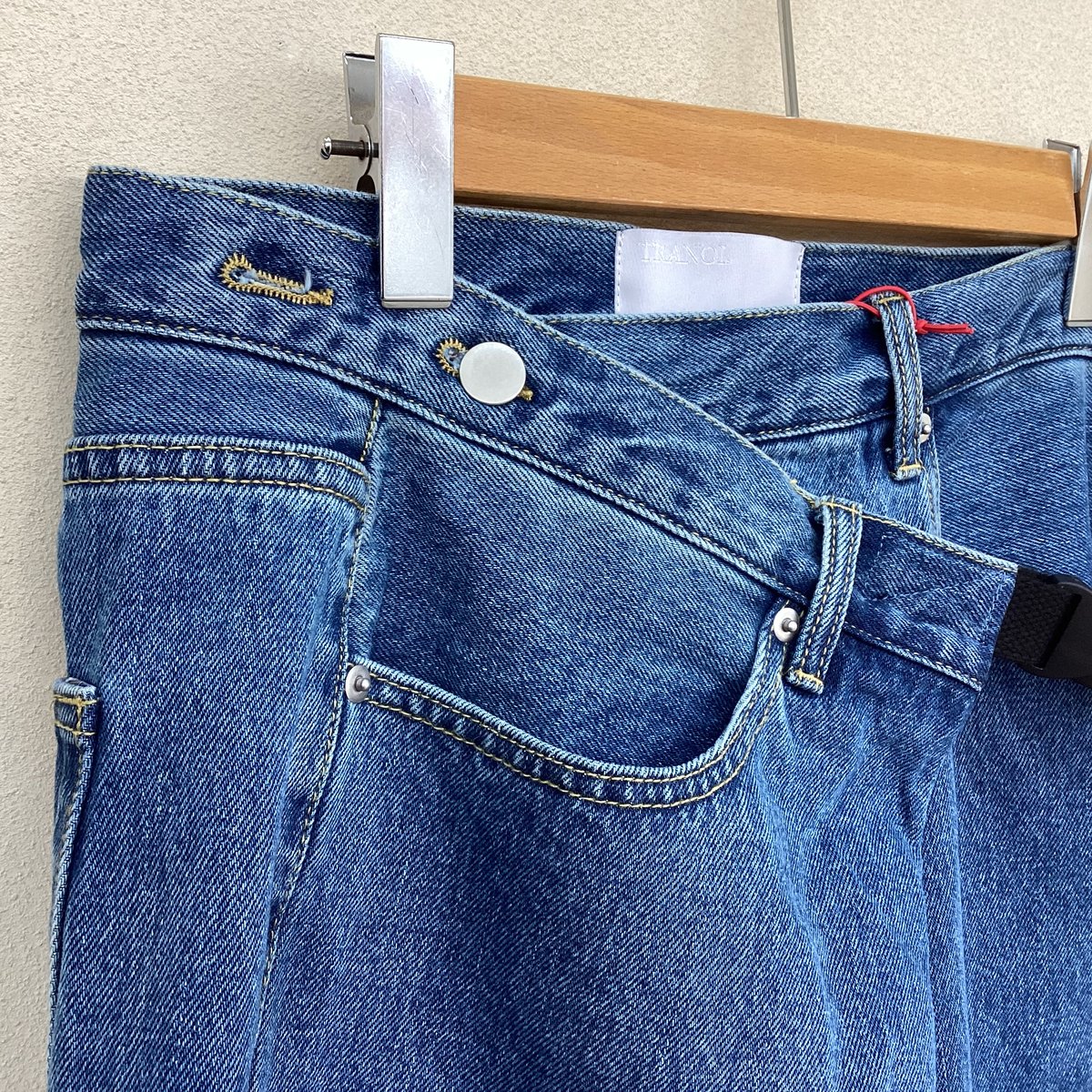 TRANOI.アンバランスデニムパンツ | pressé TRANOI.アンバランスデニムパンツ | pressé