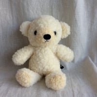 クマのフカフカぬいぐるみ【S】