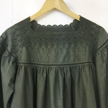 Square Neck Gathered Top / Khaki Green
