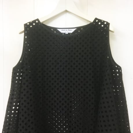 Flared Lace Top / Black