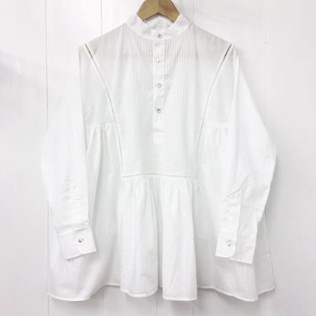 Band Collar Pintuck Gathered Top / Off White