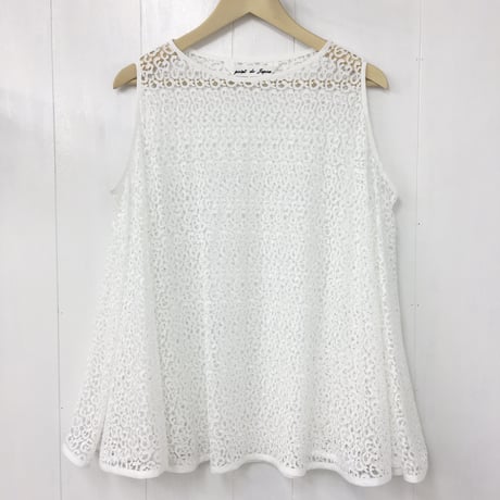 Flared Lace Top / Off White