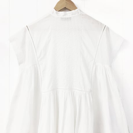 Pintuck Gathered Sleeveless Dress / Off White