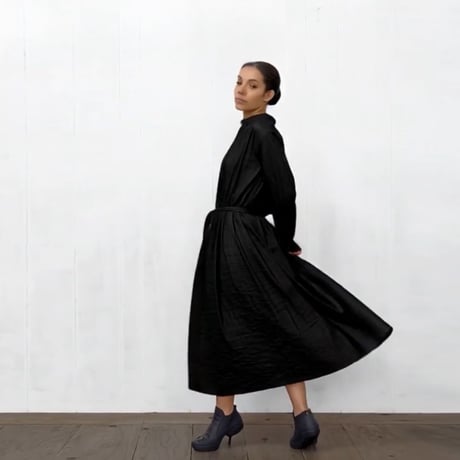 Striped Embroidery Dress / Black
