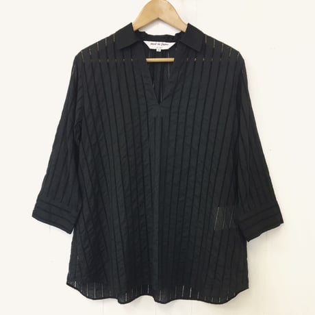 Striped Embroidery Pullover / Black