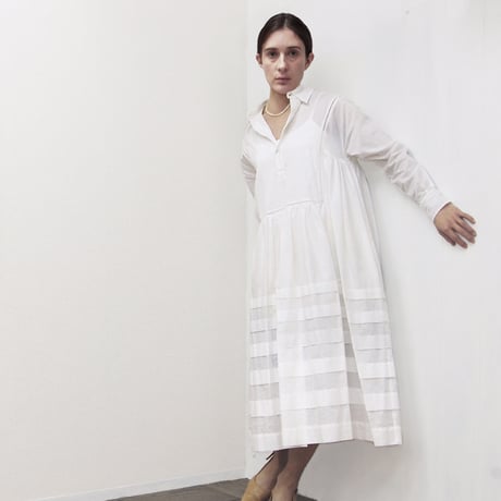 Pintuck Gathered Shirt Dress / Off White