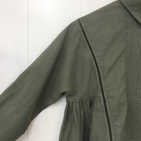 Pintuck Gathered Top / Khaki Green