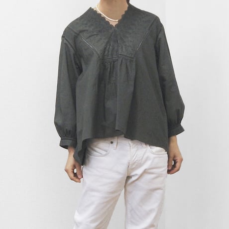 V-Neck Gathered Top / Khaki Green