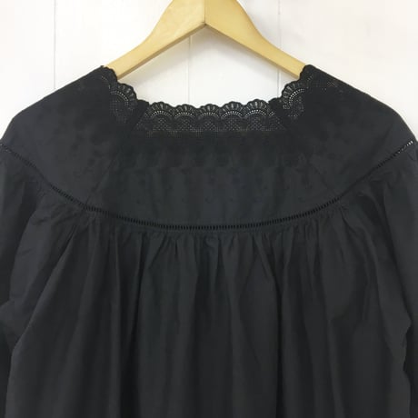 Square Neck Gathered Top  / Black