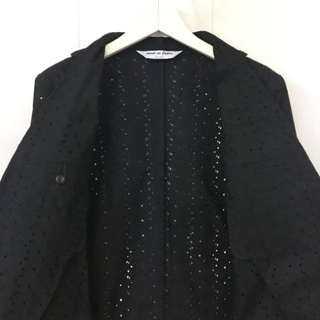 Floral Embroidered Jacket / Black