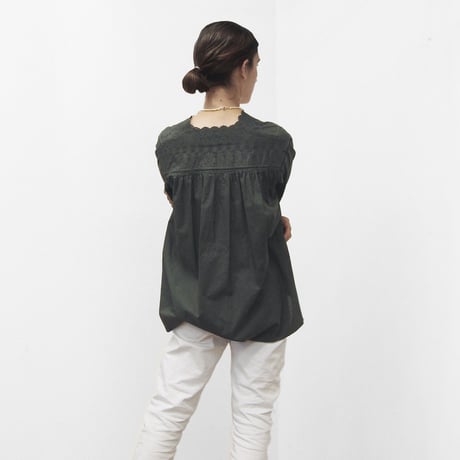 V-Neck Gathered Top / Khaki Green