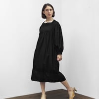 Square Neck Gathered Dress / Black