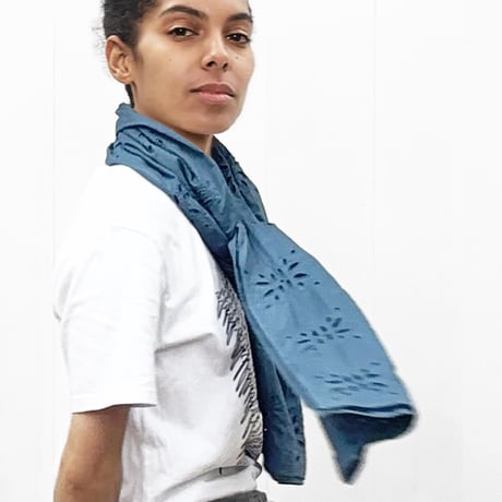 pdJ Light Weight Cotton Shawl / Old Blue