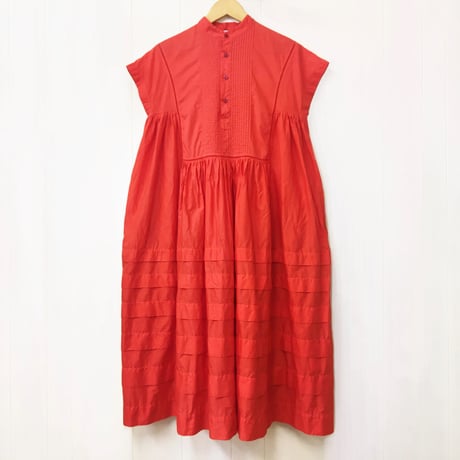 Pintuck Gathered Sleeveless Dress / Red