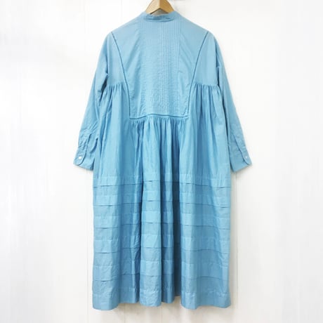 Band Collar Pintuck Gathered Dress / Light Blue