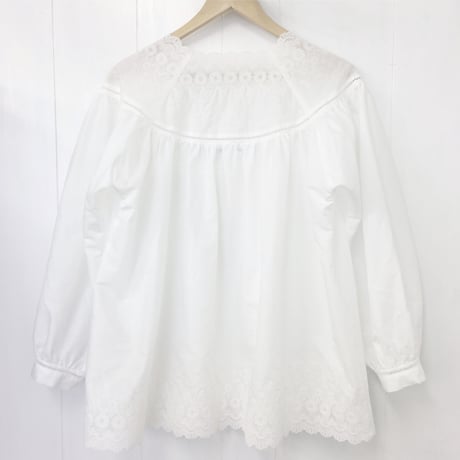 Square Neck Gathered Top / Off White