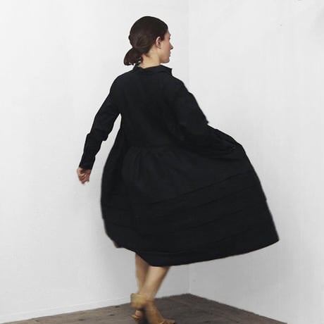 Pintuck Gathered Shirt Dress in Broad Cloth / Black