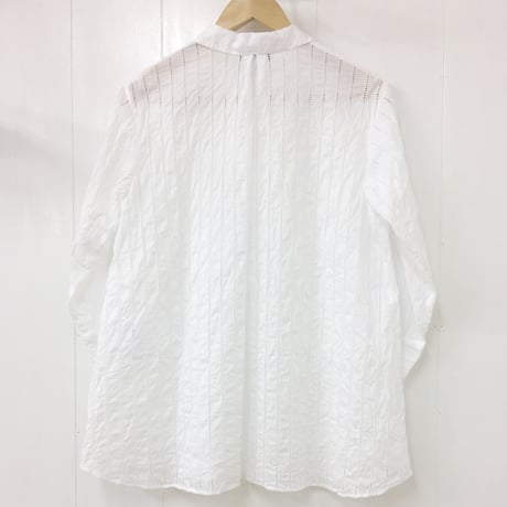 Striped Embroidery Pullover / Off White