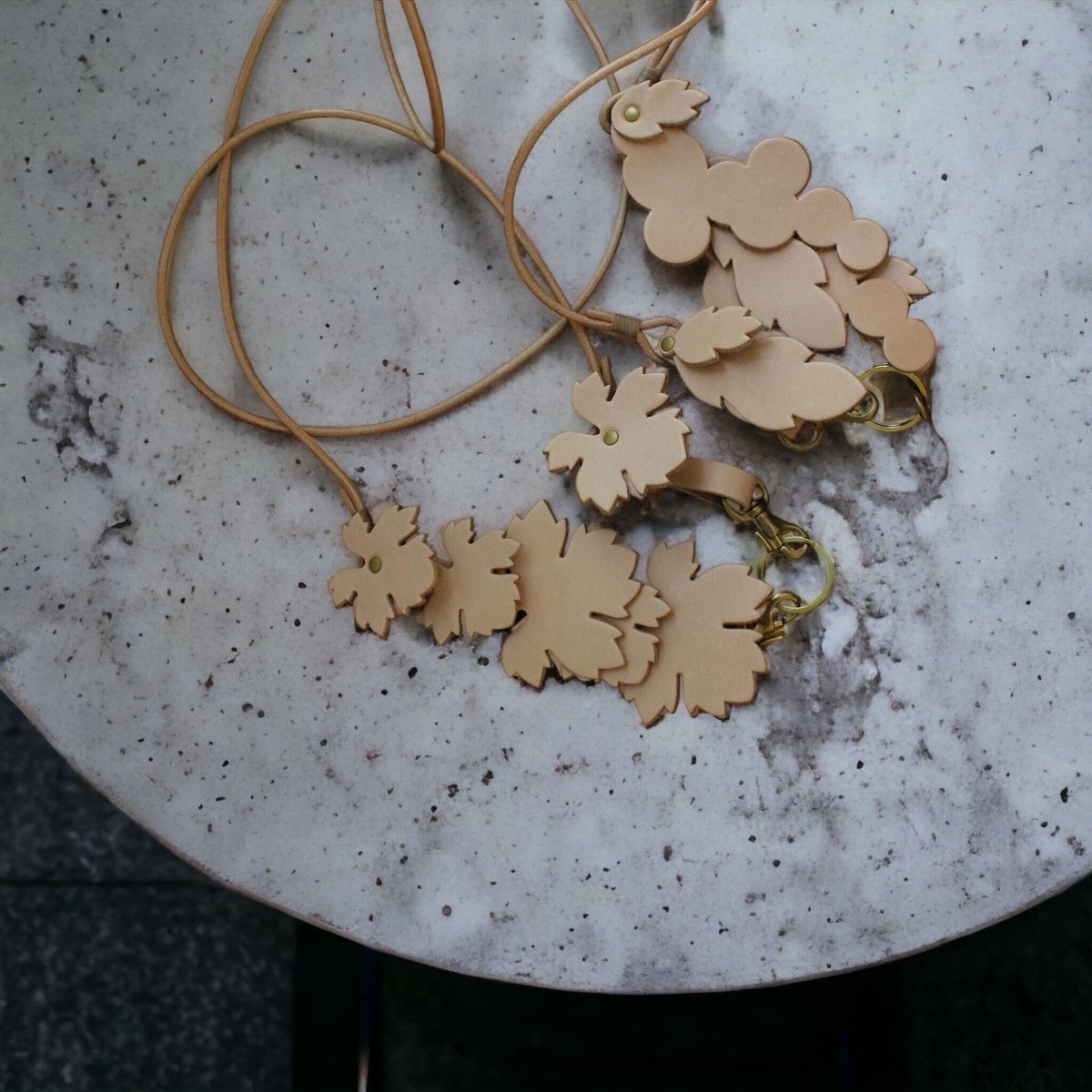 mimosa ストラップ レザーストラップ 型押しミモザイエロー | CUSTOM