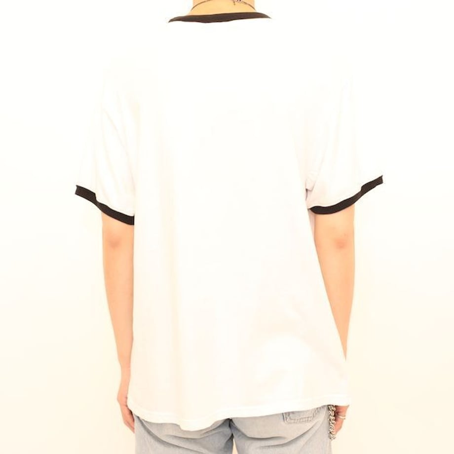 6483f1815a1afd0079fad574
