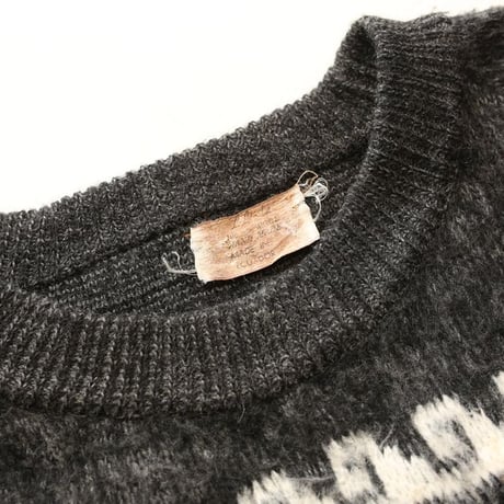 Wool Knit Sweater Hand Made in ECUADOR