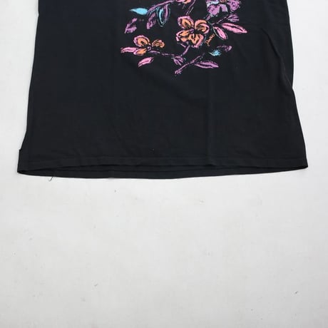 90's Flower Art T-Shirt